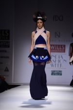 Model walk the ramp for Alpana Neeraj Show on wills day 1 on 8th Oct 2014